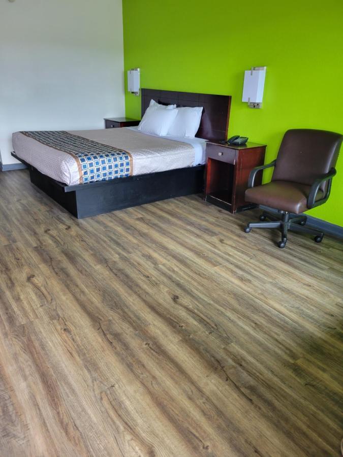 Zainee Inc Budgetel Inn And Suites AugustaAugusta  Kültér fotó