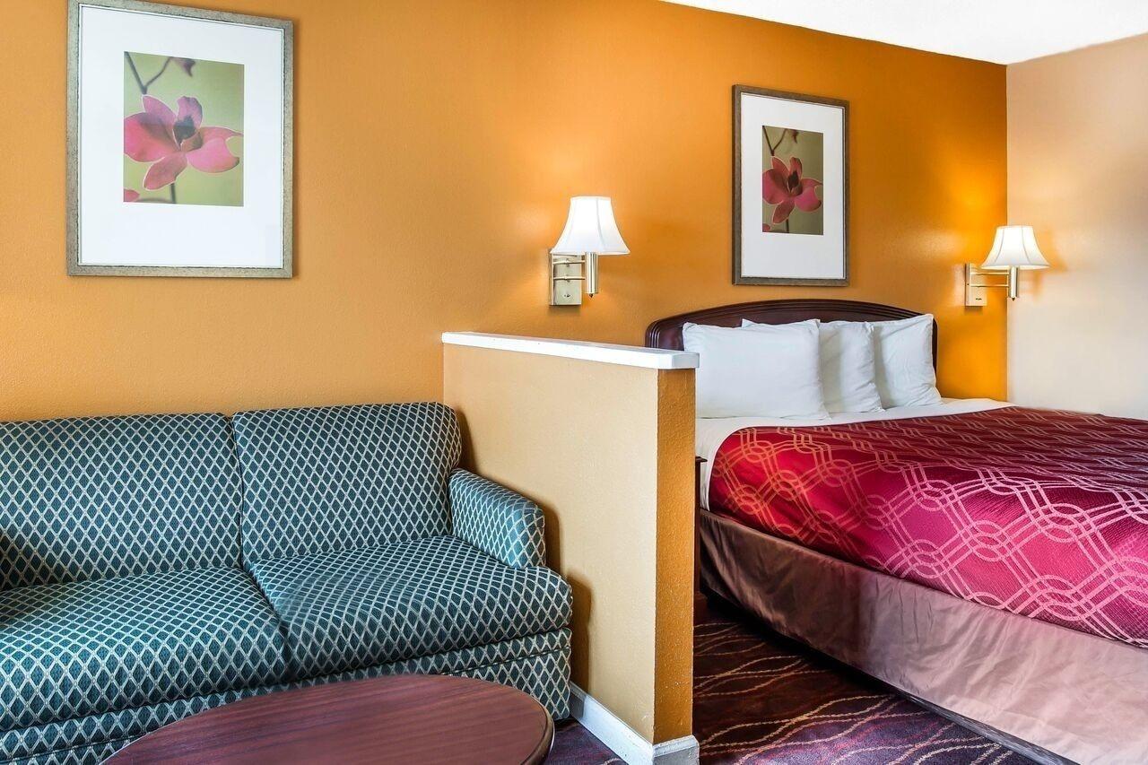Zainee Inc Budgetel Inn And Suites AugustaAugusta  Kültér fotó