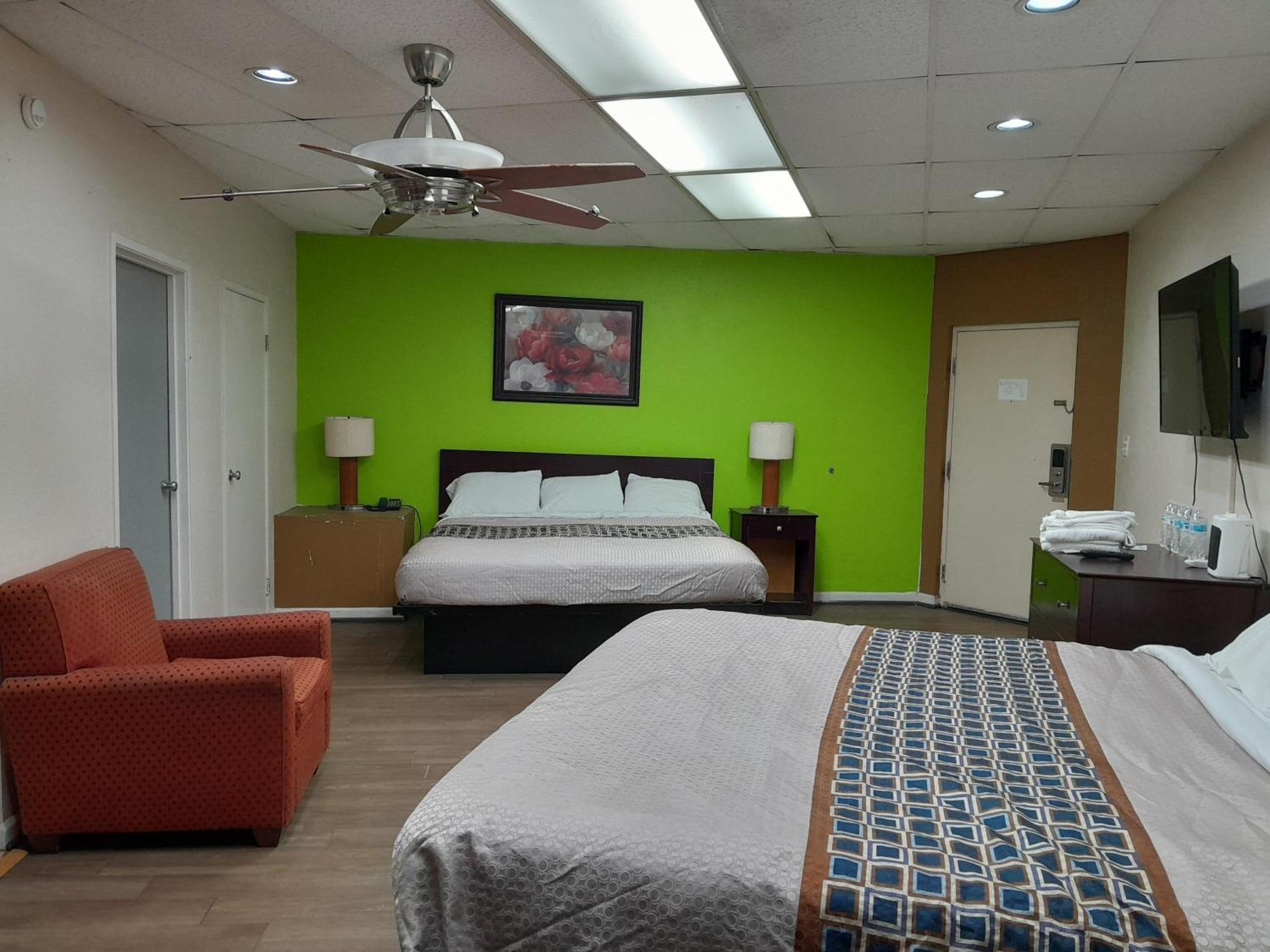 Zainee Inc Budgetel Inn And Suites AugustaAugusta  Kültér fotó