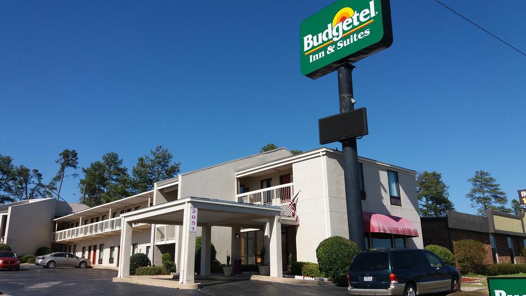 Zainee Inc Budgetel Inn And Suites AugustaAugusta  Kültér fotó